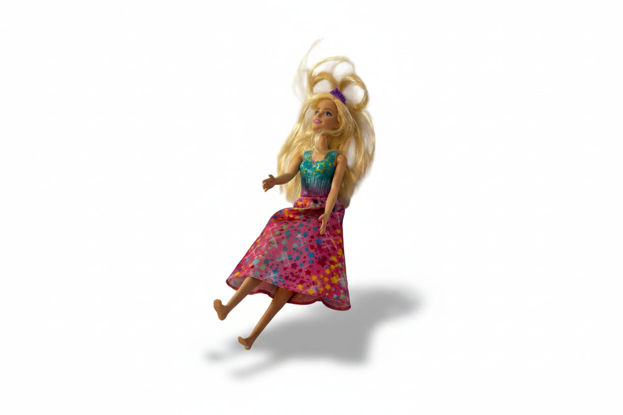 Barbie lutka v pisani obleki z zvezdicami (248)